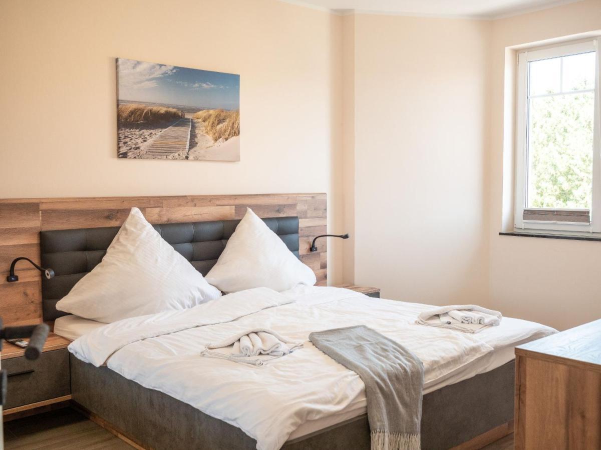 Rotes Haus Krabbe - Whg 2 Appartement Zingst Buitenkant foto