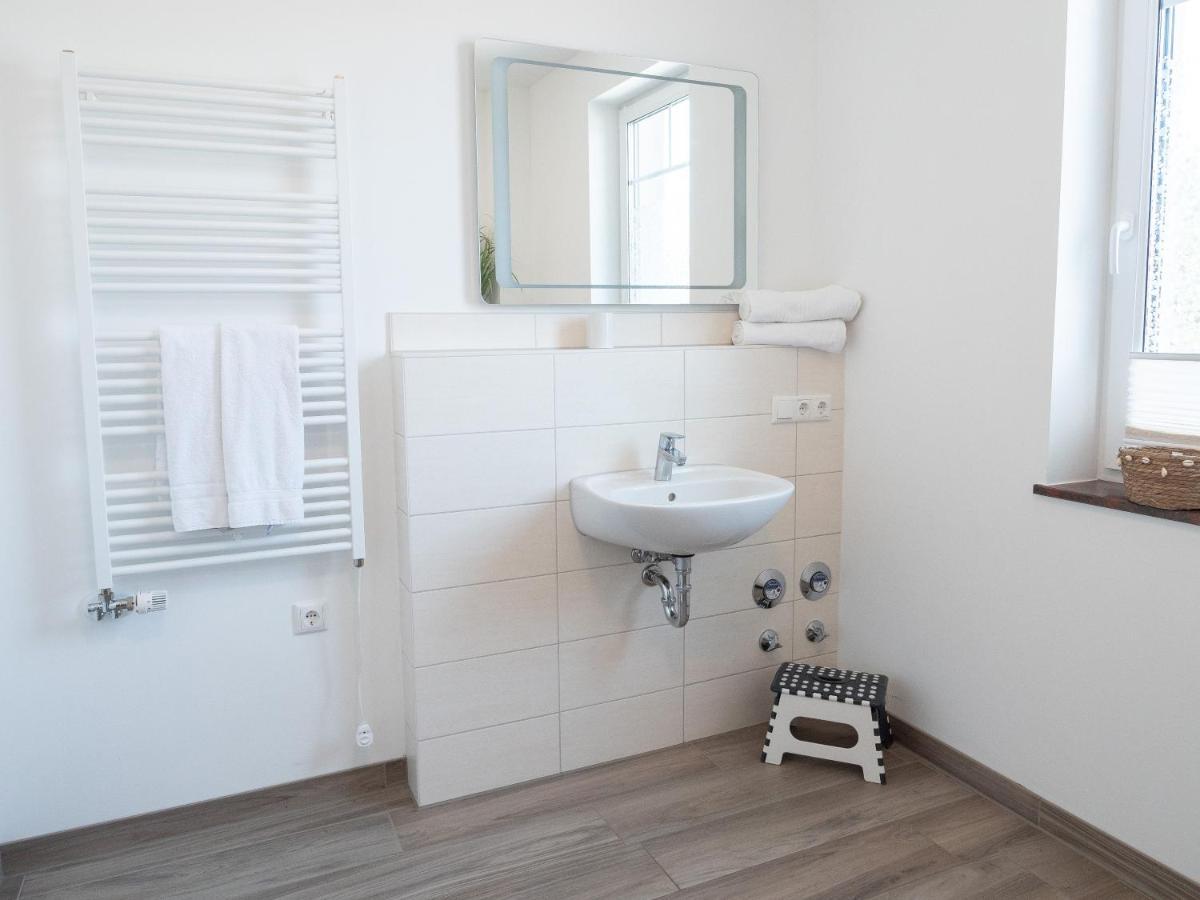Rotes Haus Krabbe - Whg 2 Appartement Zingst Buitenkant foto