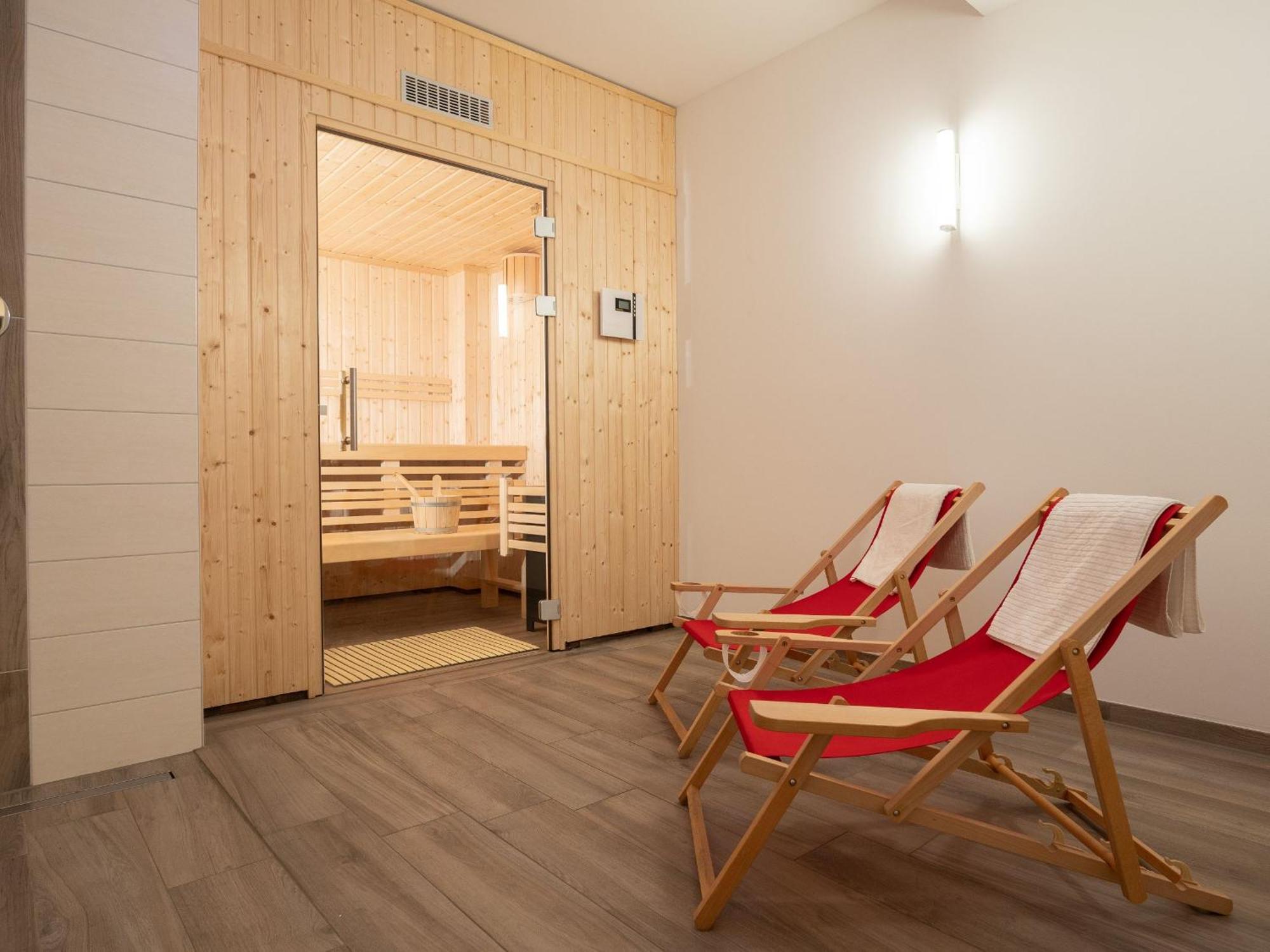 Rotes Haus Krabbe - Whg 2 Appartement Zingst Buitenkant foto